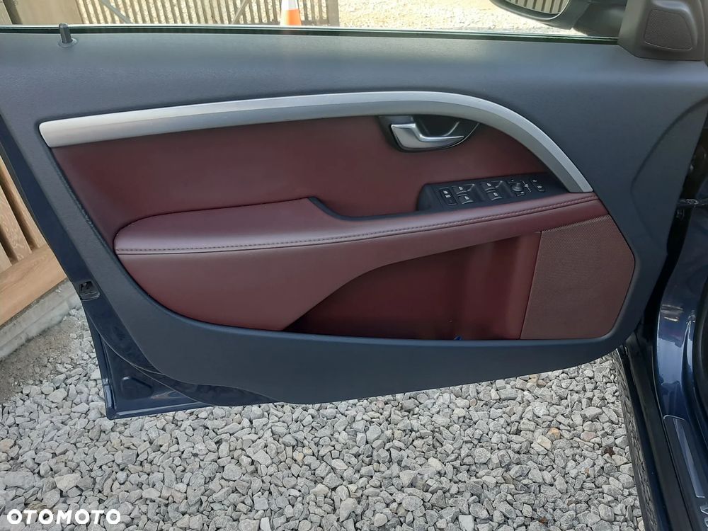Volvo V70 D3 Summum - 26