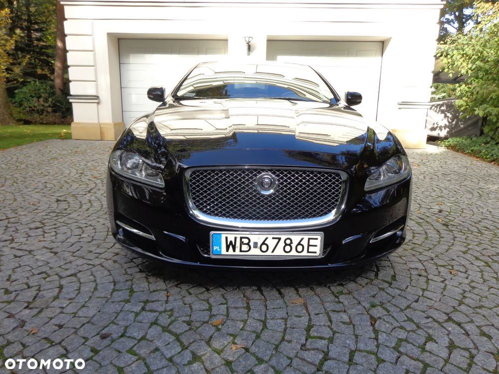 Jaguar XJ - 20