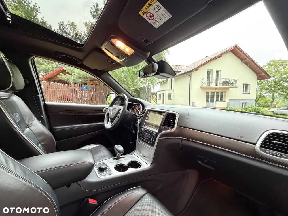Jeep Grand Cherokee 3.0 CRD Overland Summit - 29