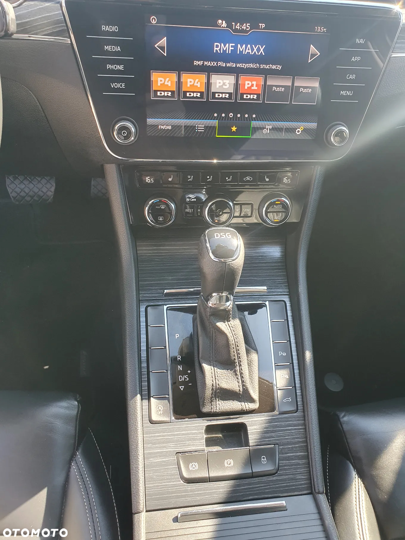 Skoda Superb 2.0 TDI DSG Style - 20