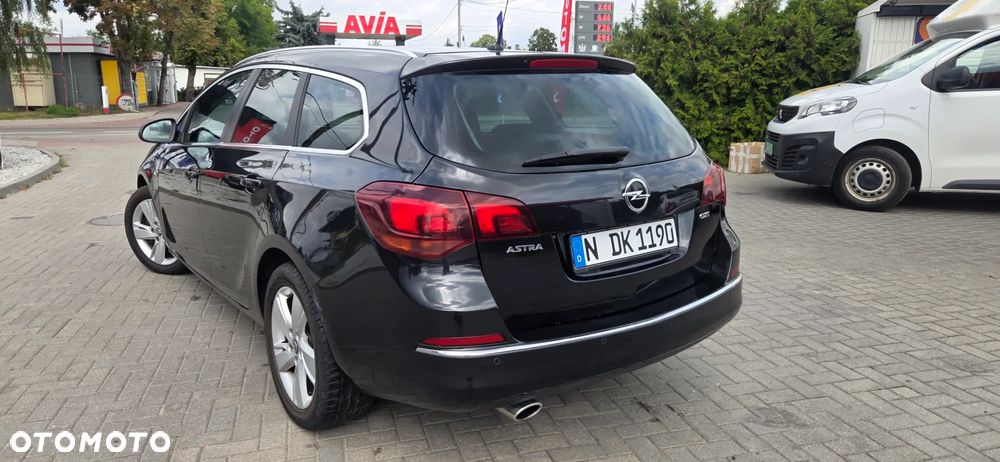 Opel Astra - 12