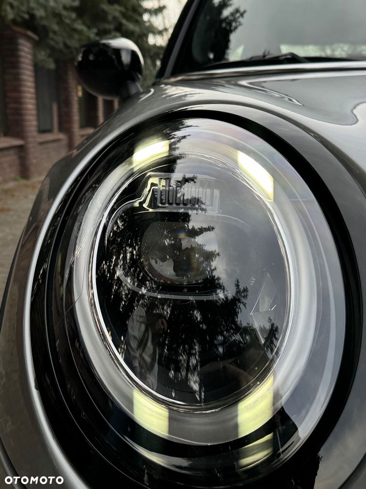 MINI Cooper John Works Trim - 9