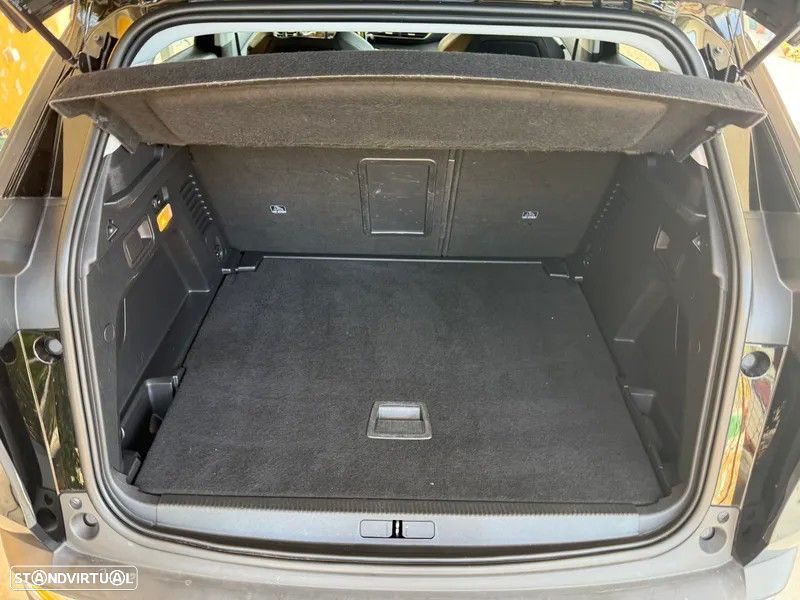 Peugeot 3008 1.6 BlueHDi Allure EAT6 J18 - 21