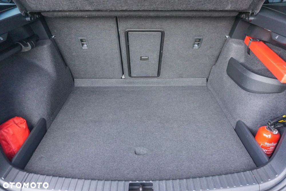 Skoda Karoq 2.0 TSI 4x4 Sportline DSG - 34