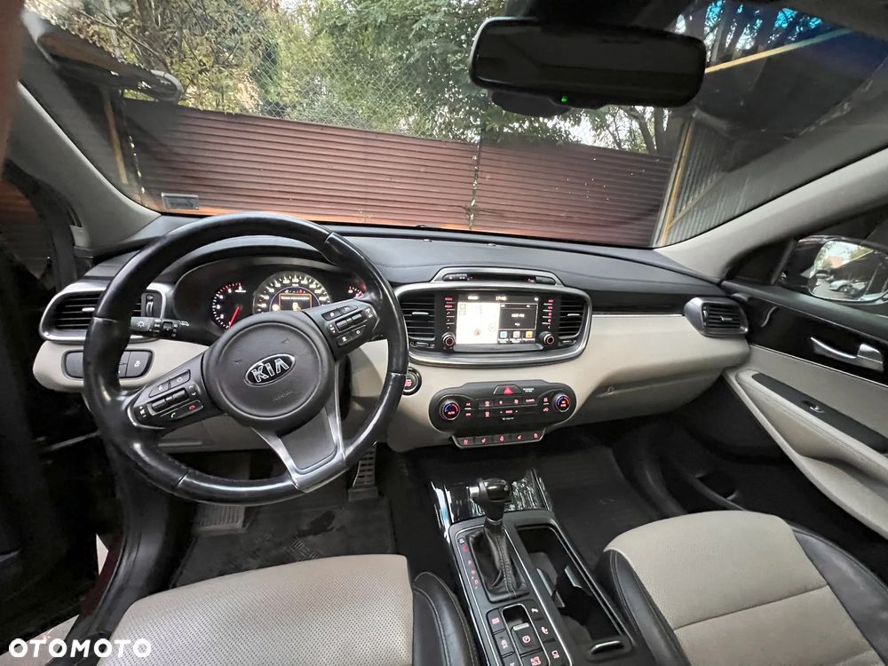 Kia Sorento 2.0 CRDI Business Line Plus - 9