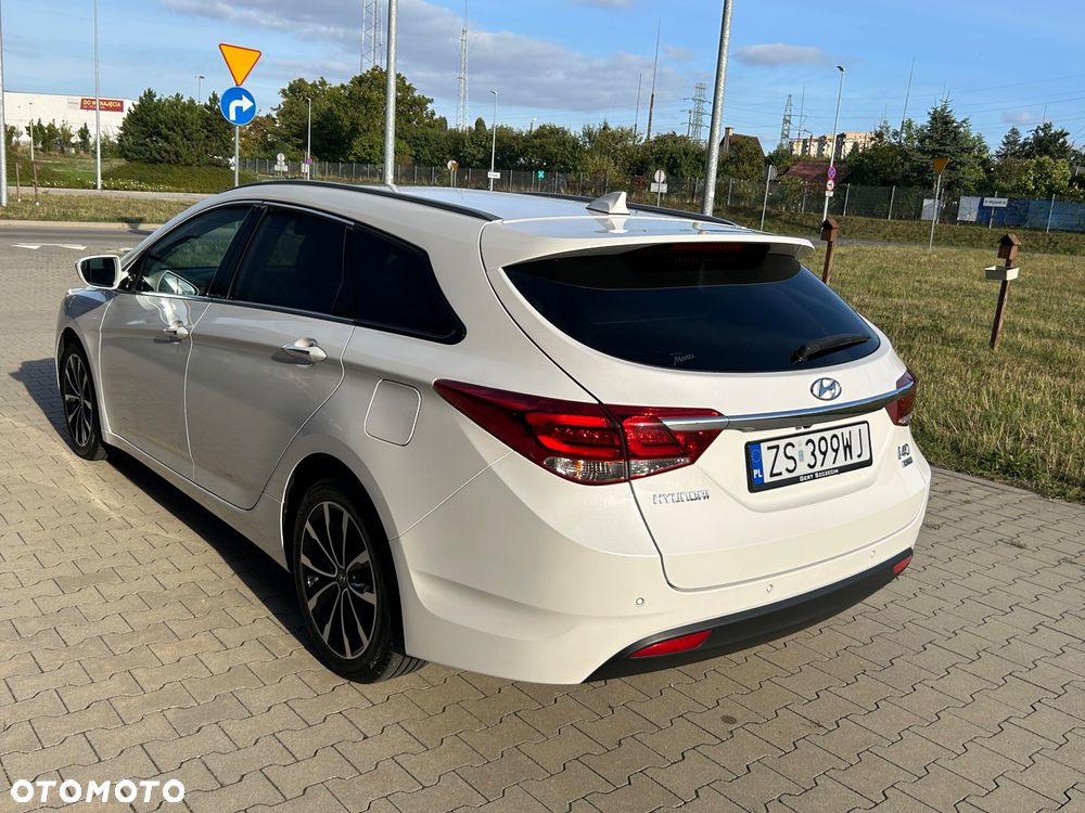 Hyundai i40 1.7 CRDi BlueDrive Style DCT - 4