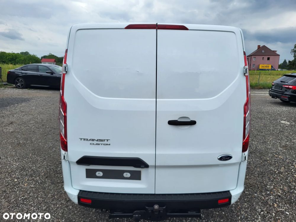 Ford Transit Custom - 9