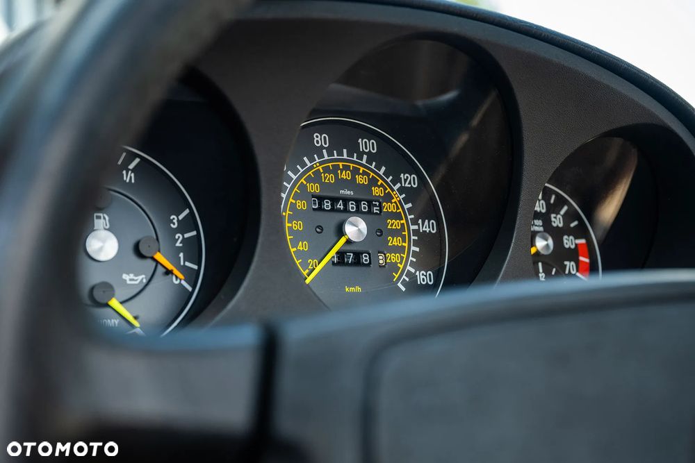 Mercedes-Benz SL - 29