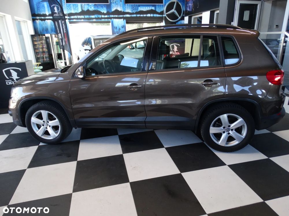 Volkswagen Tiguan 1.4 TSI Perfectline - 23