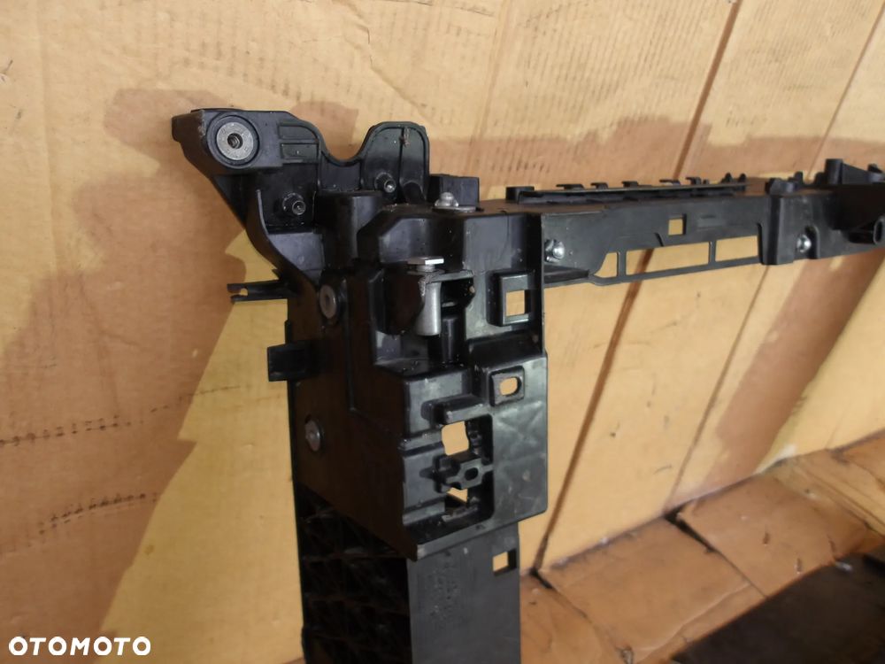 WZMOCNIENIE PAS PRZEDNI AUDI A1 82A 82A805588 - 9