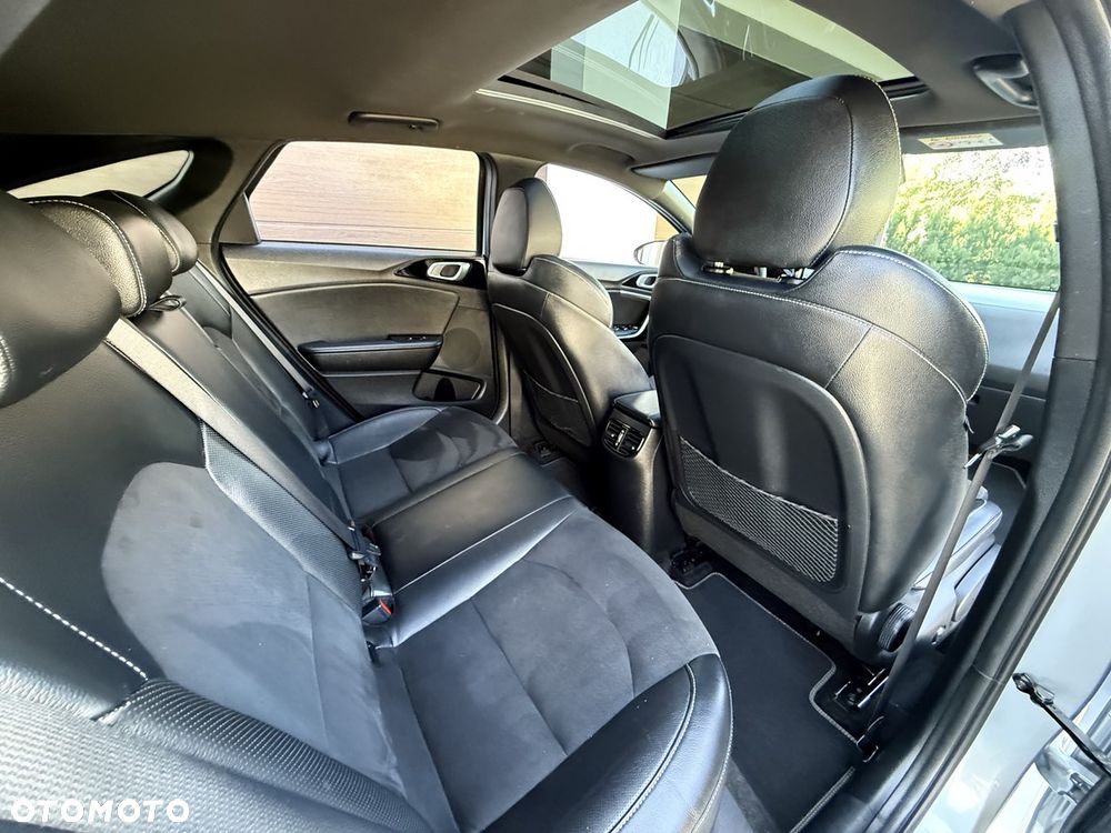 Kia ProCeed 1.5 T-GDI DCT7 OPF GT LINE - 26