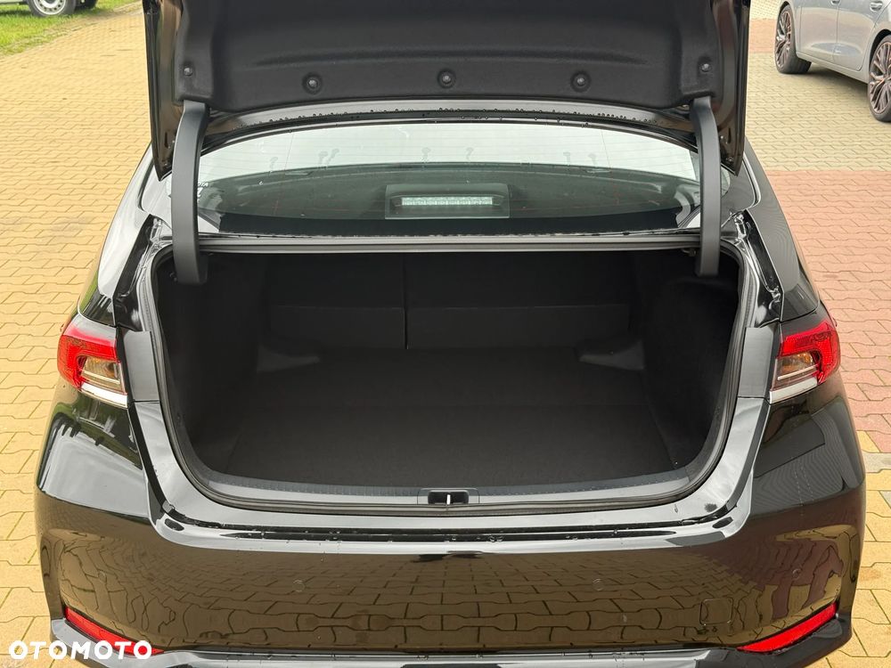 Toyota Corolla 1.8 Hybrid Comfort - 10