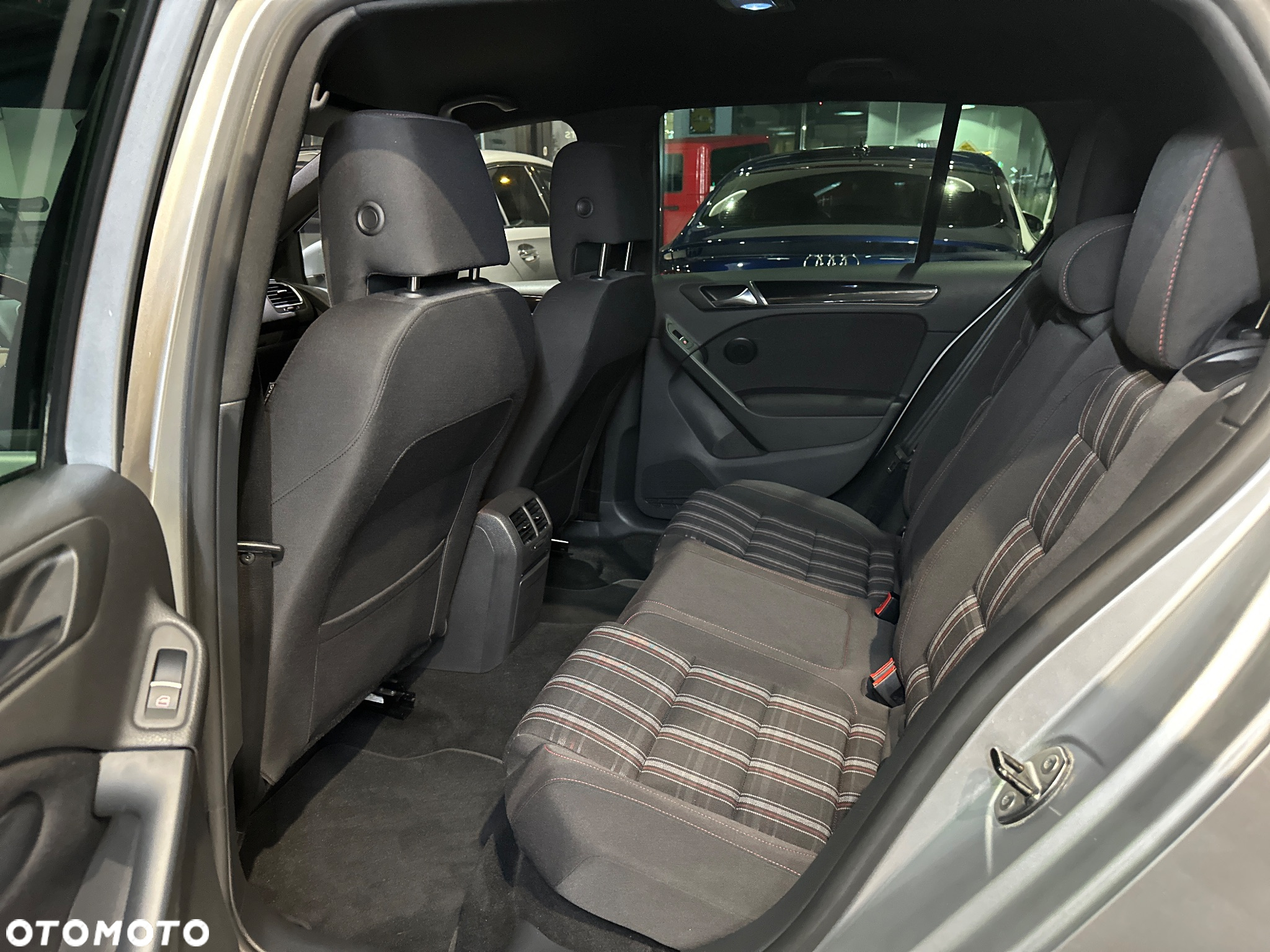 Volkswagen Golf 2.0 GTI - 18