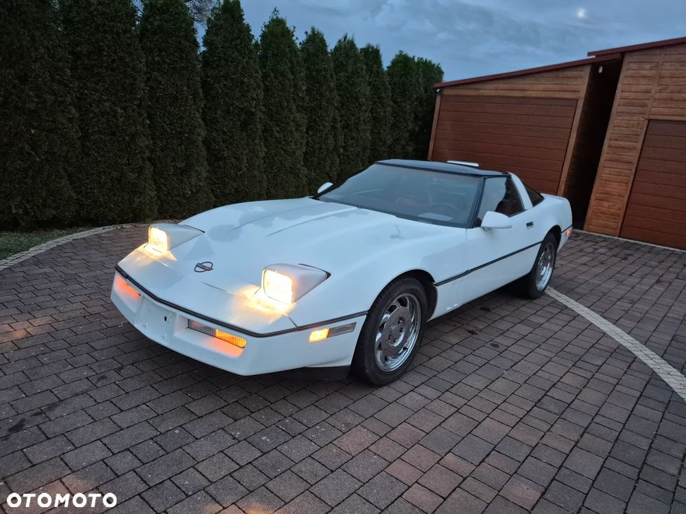 Chevrolet Corvette - 27