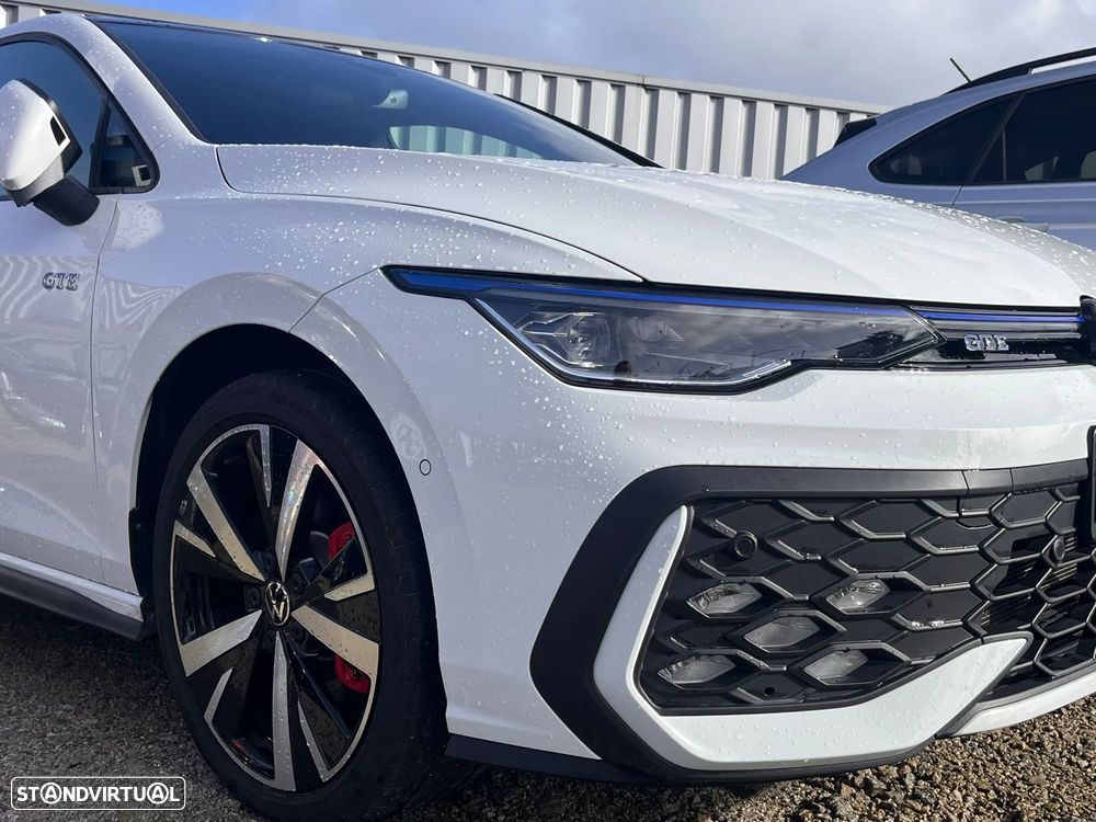 VW Golf 1.5 TSI e-Hybrid GTE DSG - 24