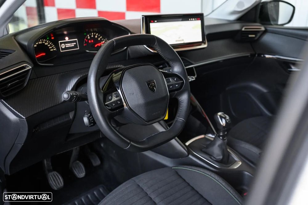 Peugeot 208 1.2 PureTech Active - 26