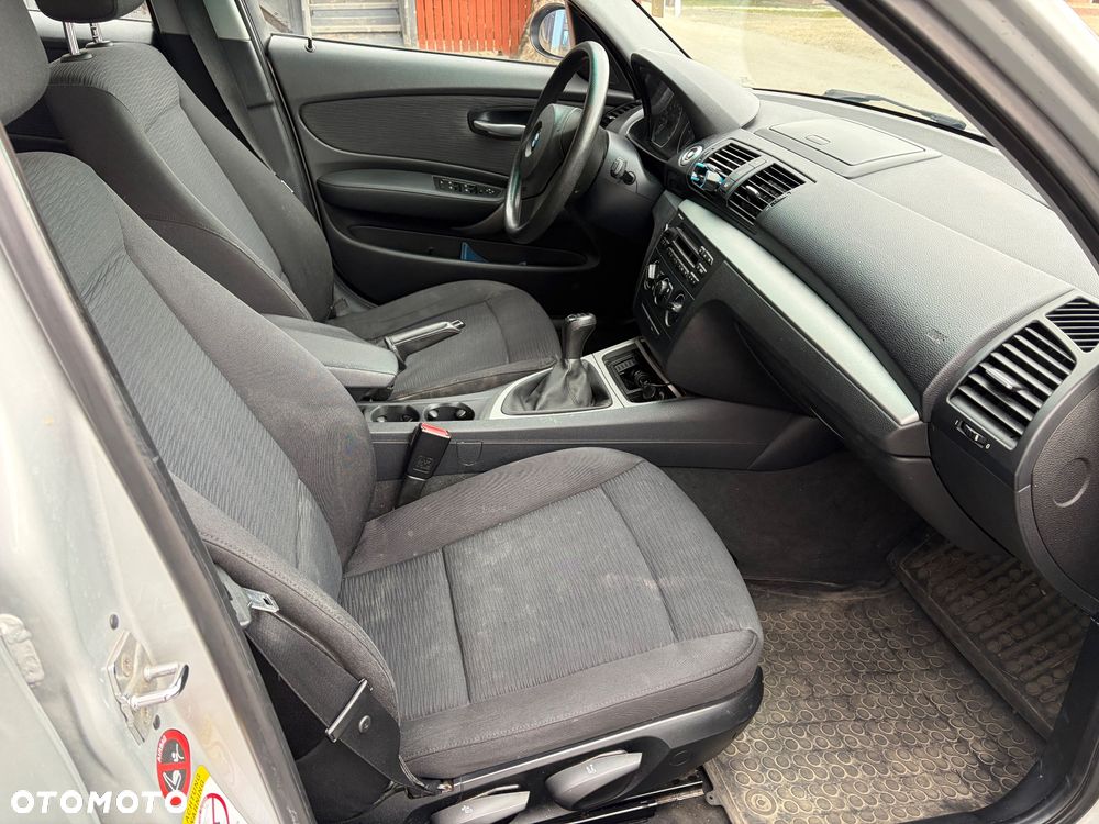 BMW Seria 1 - 13
