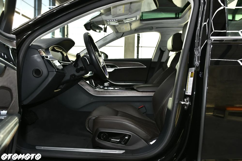 Audi A8 L 55 TFSI mHEV Quattro Tiptr - 17