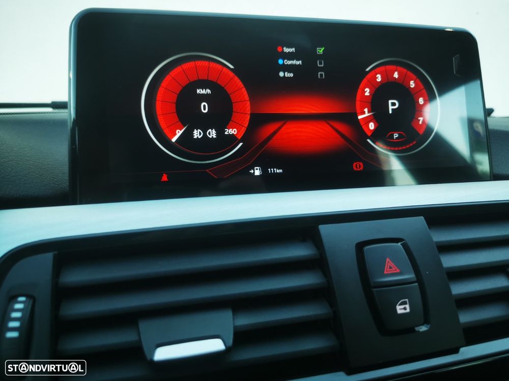 BMW 318 d Pack M - 15