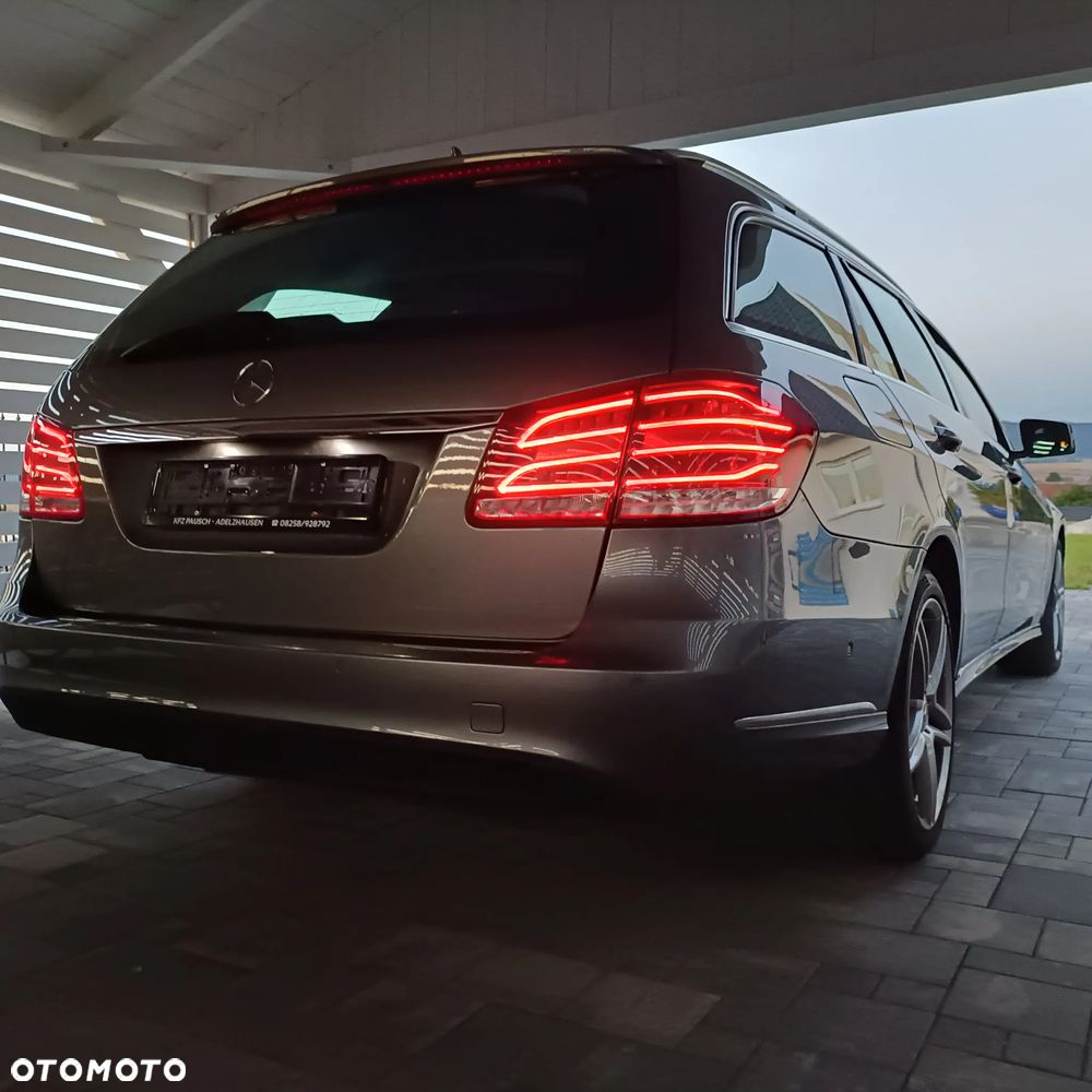 Mercedes-Benz Klasa E 300 T BlueTEC 7G-TRONIC - 9