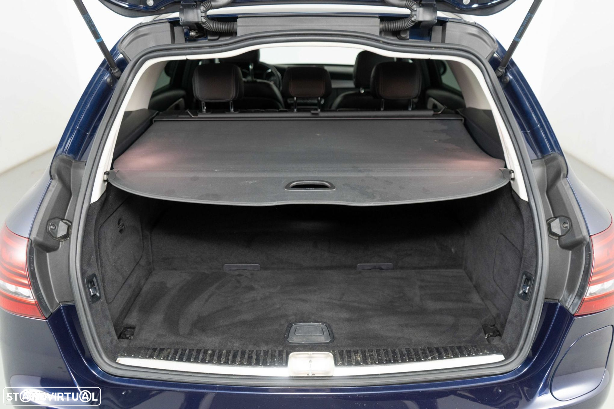 Mercedes-Benz C 300 e Avantgarde - 11