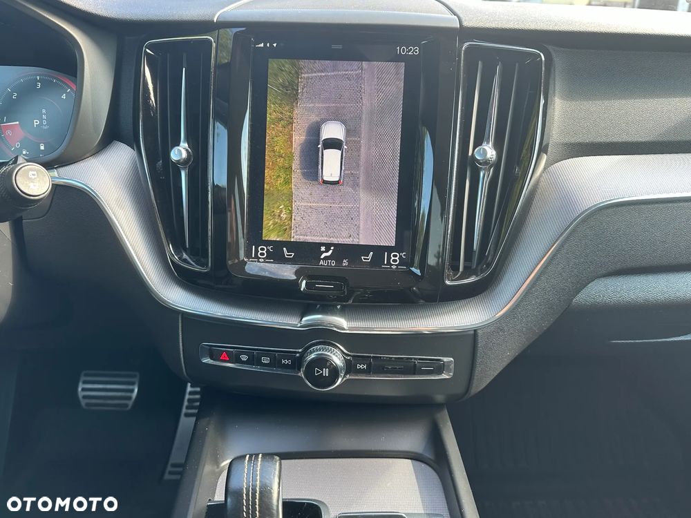 Volvo XC 60 B4 D AWD Geartronic RDesign - 14