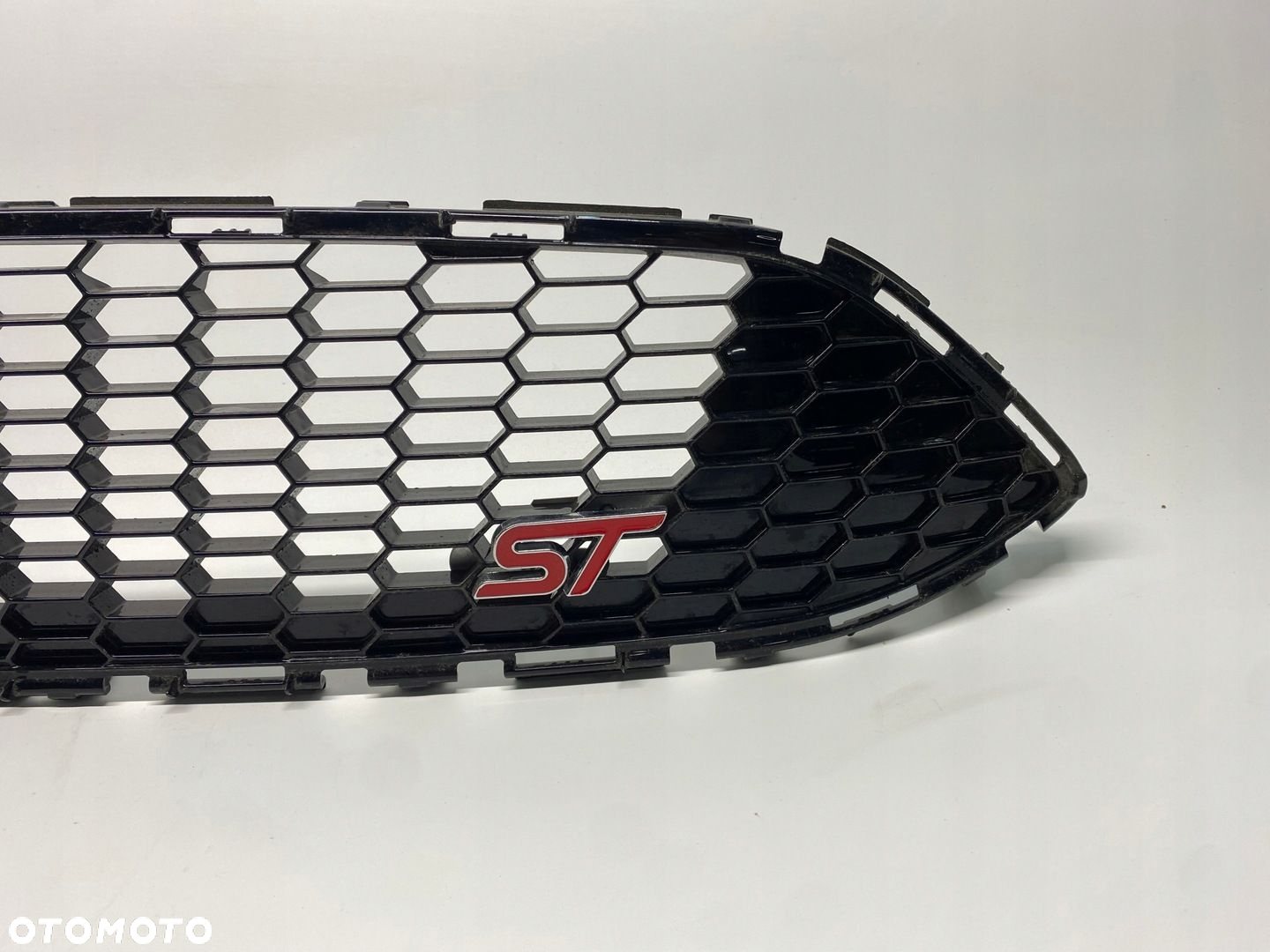 GRILL GÓRNY ATRAPA FORD FOCUS MK3 LIFT ST F1EJ-8200-A1 - 4
