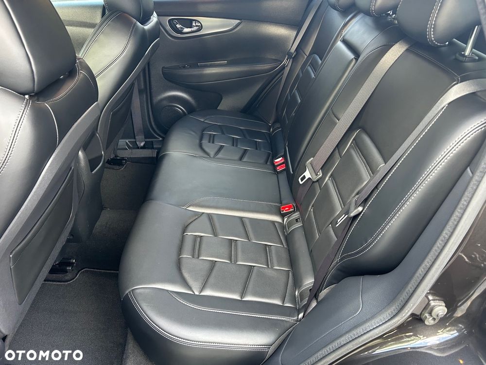 Nissan Qashqai 1.6 DIG-T Tekna+ - 34