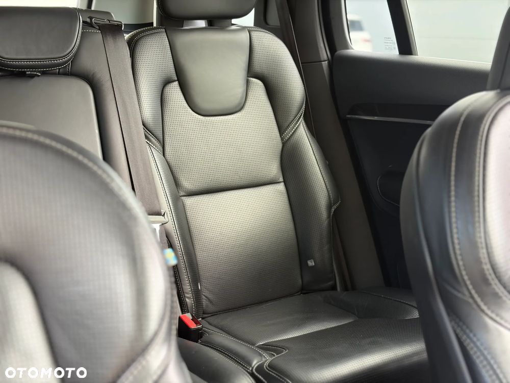 Volvo XC 90 D5 SCR AWD Inscription - 9