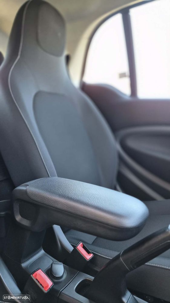 Smart ForTwo Coupé 1.0 Passion 71 Aut. - 11