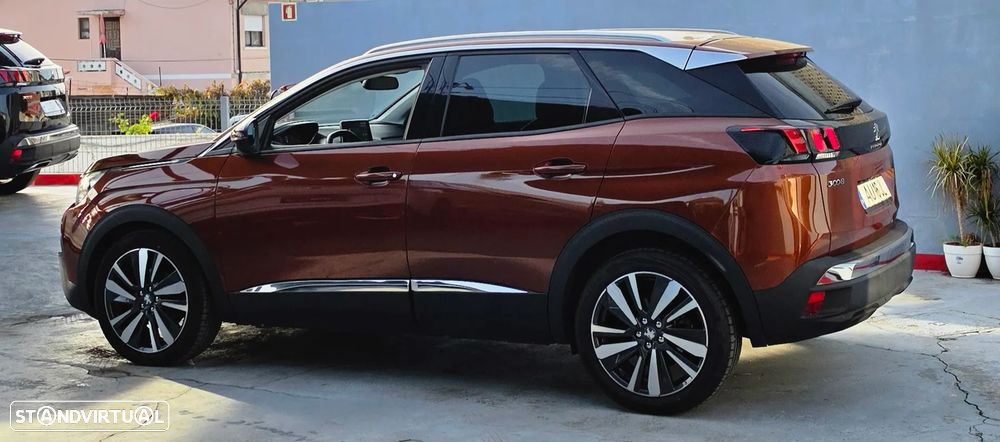 Peugeot 3008 PureTech 130 Stop & Start GPF Allure Pack - 9