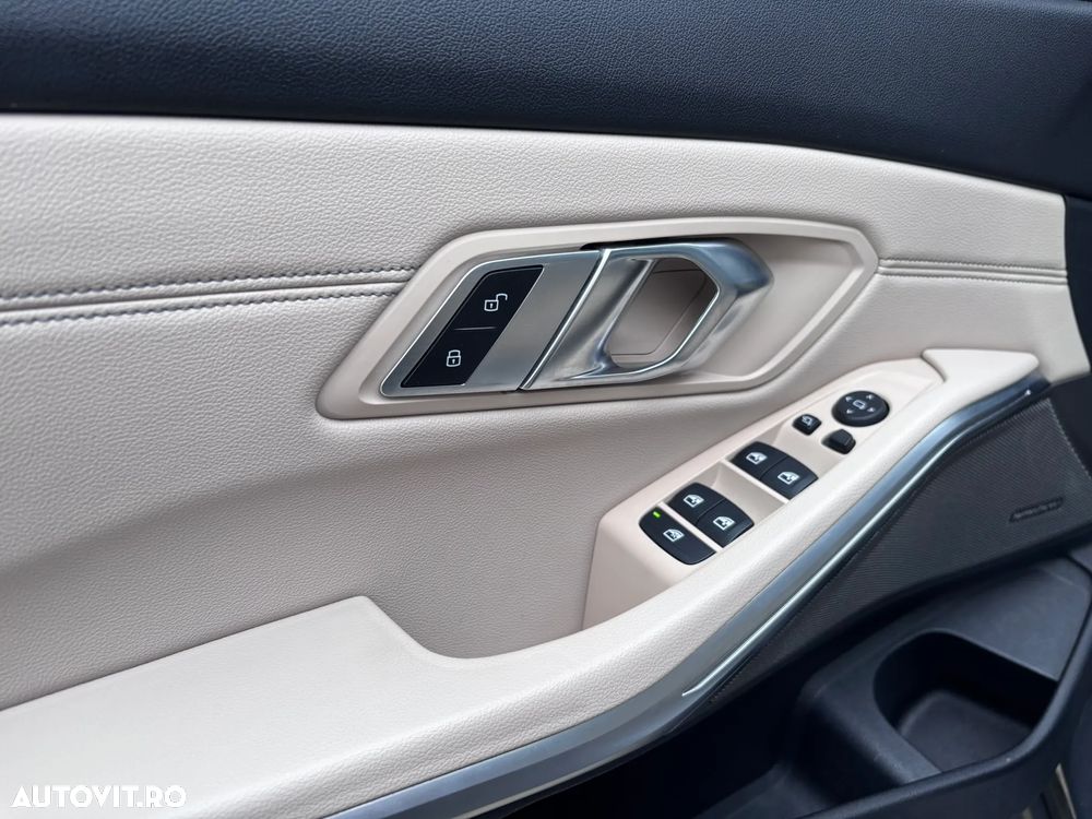 BMW Seria 3 320i Aut. M Sport - 21