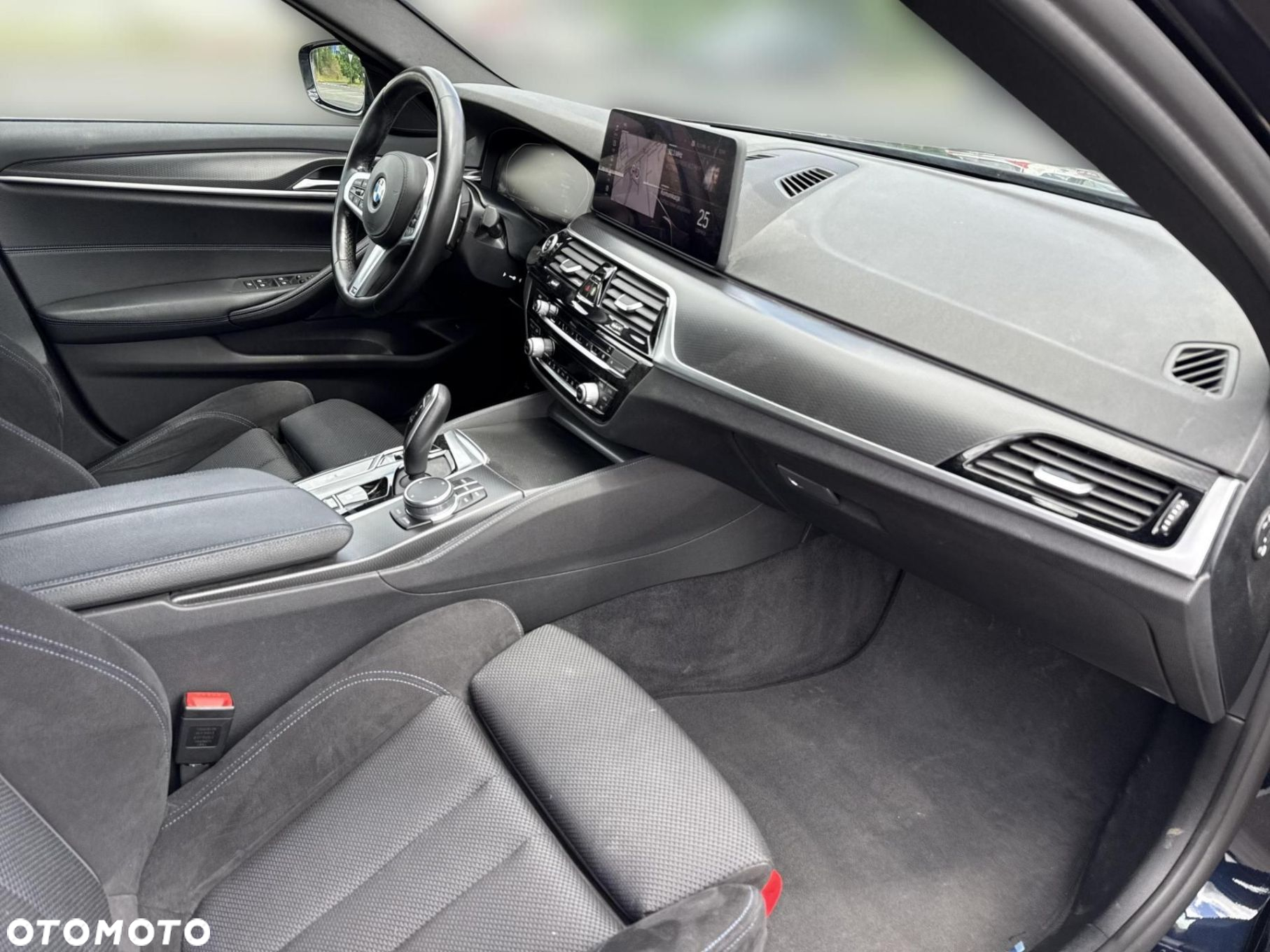 BMW Seria 5 520d xDrive M Sport sport - 20