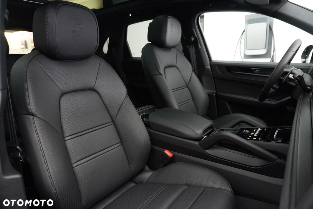 Porsche Cayenne E-Hybrid PHEV - 37