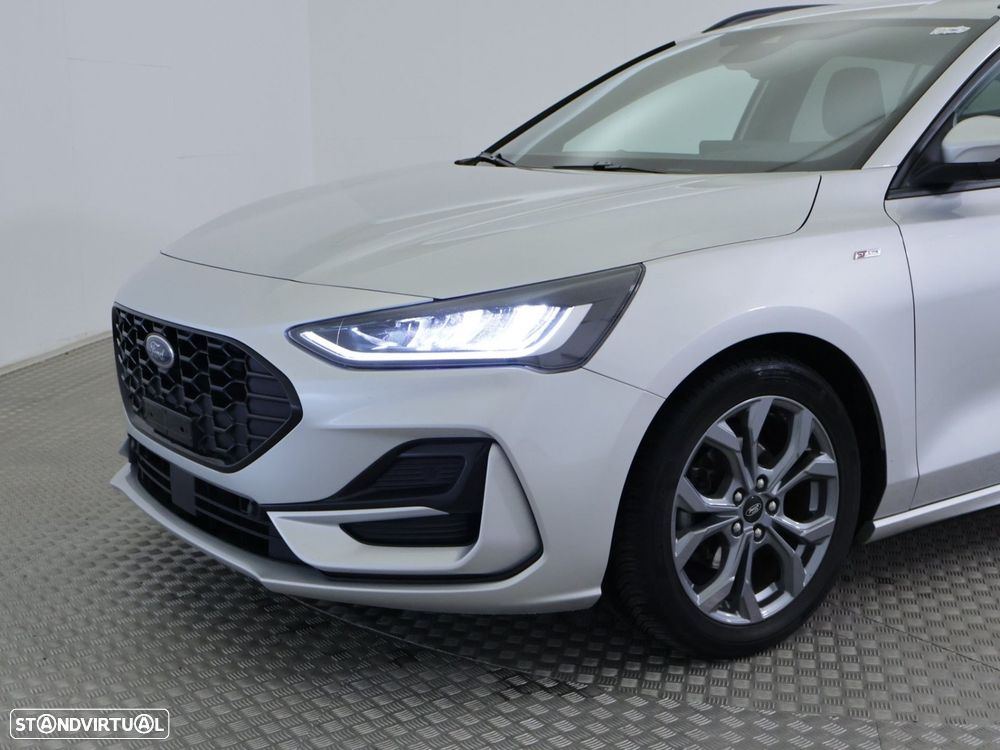 Ford Focus SW 1.0 EcoBoost MHEV ST-Line - 20