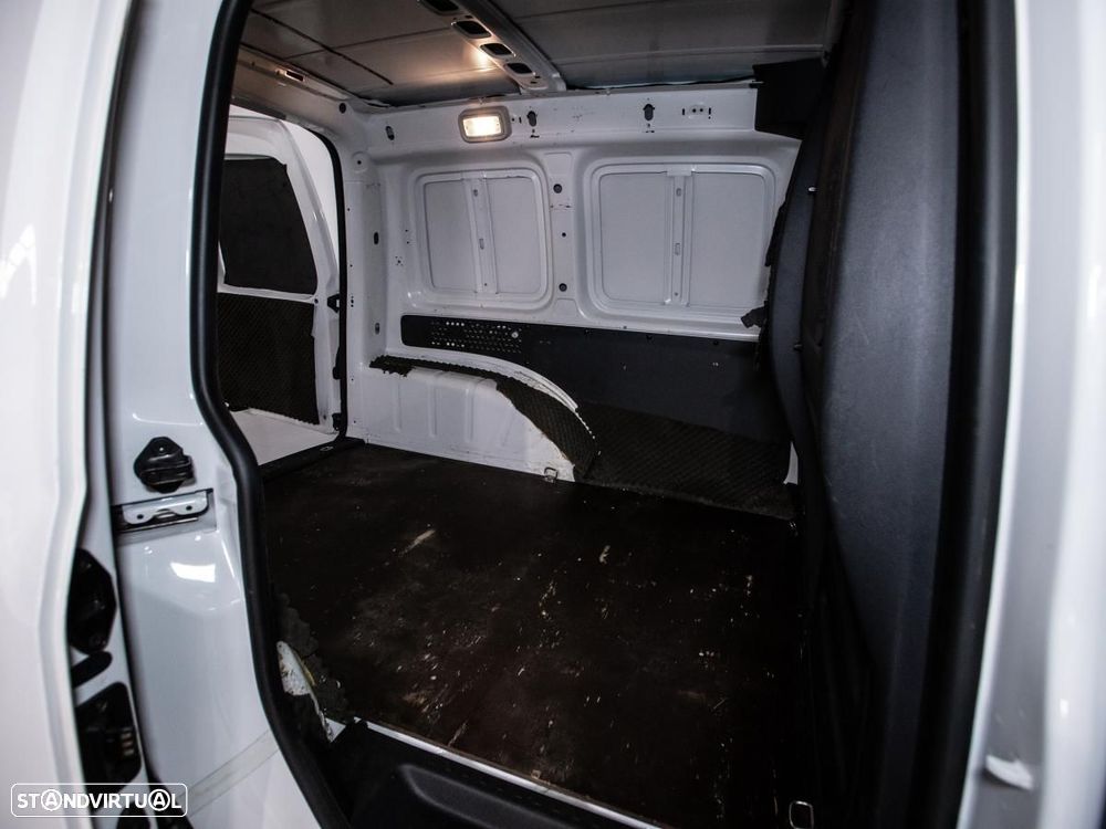 VW Caddy 2.0 TDi Extra AC BlueMotion (c/iva) - 6