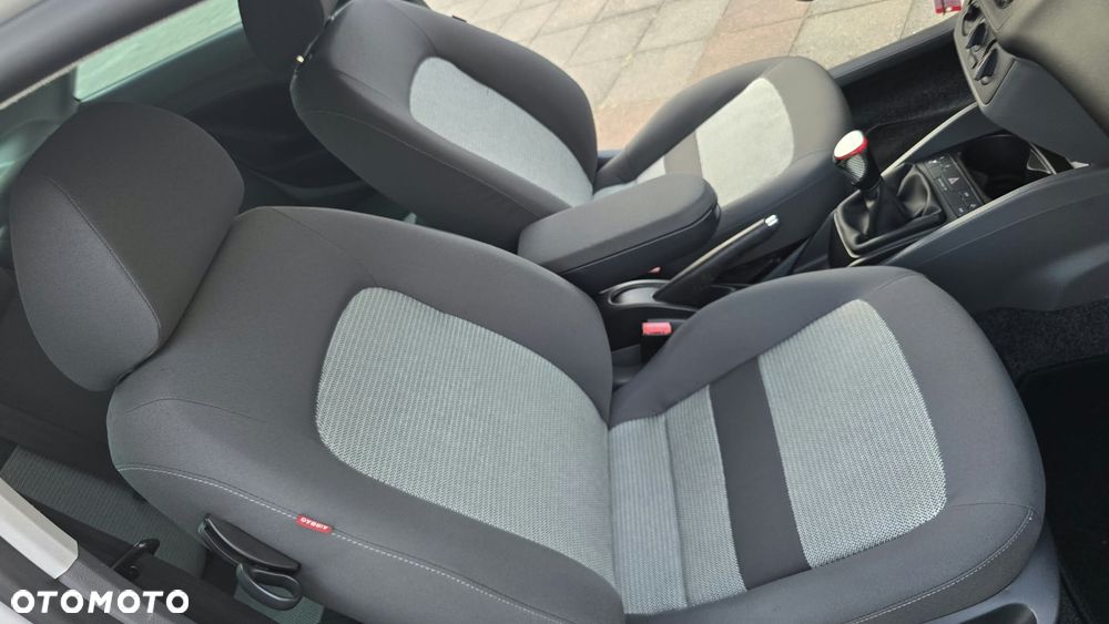 Seat Ibiza 1.6 16V Sport Edition - 12