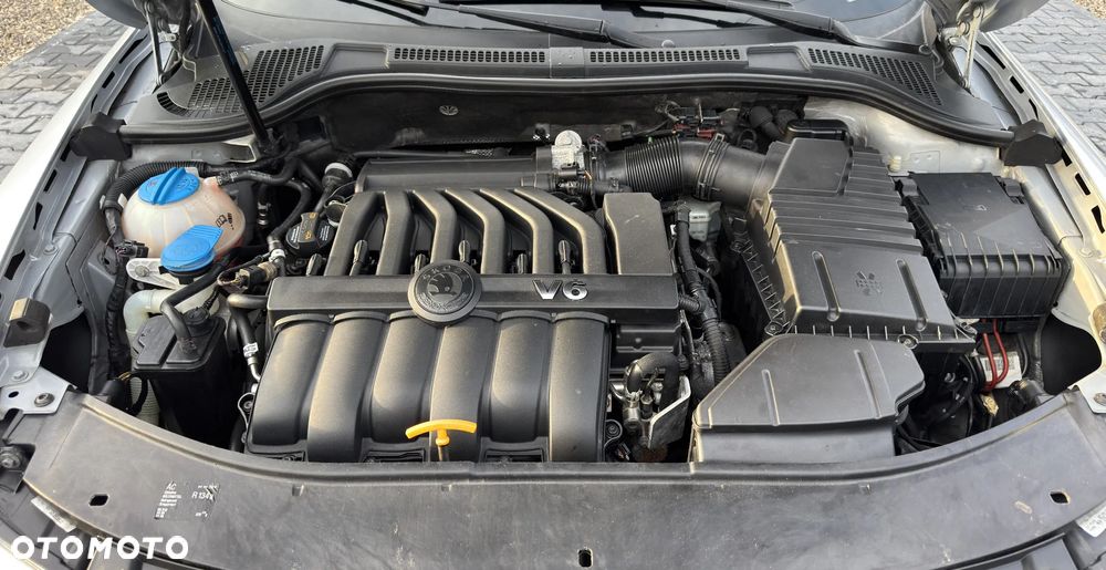 Skoda Superb 3.6 V6 4x4 DSG Elegance - 33