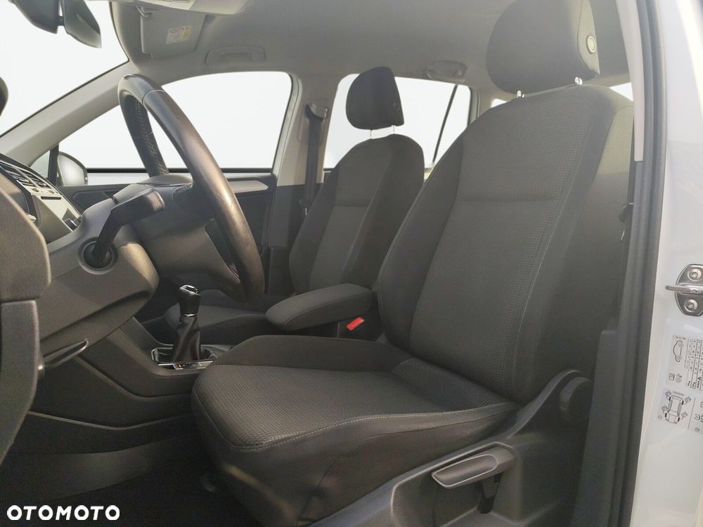 Volkswagen Tiguan - 10