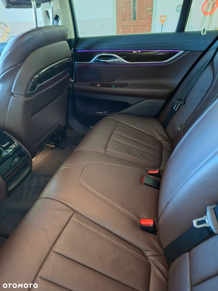 BMW Seria 7 730d xDrive - 4