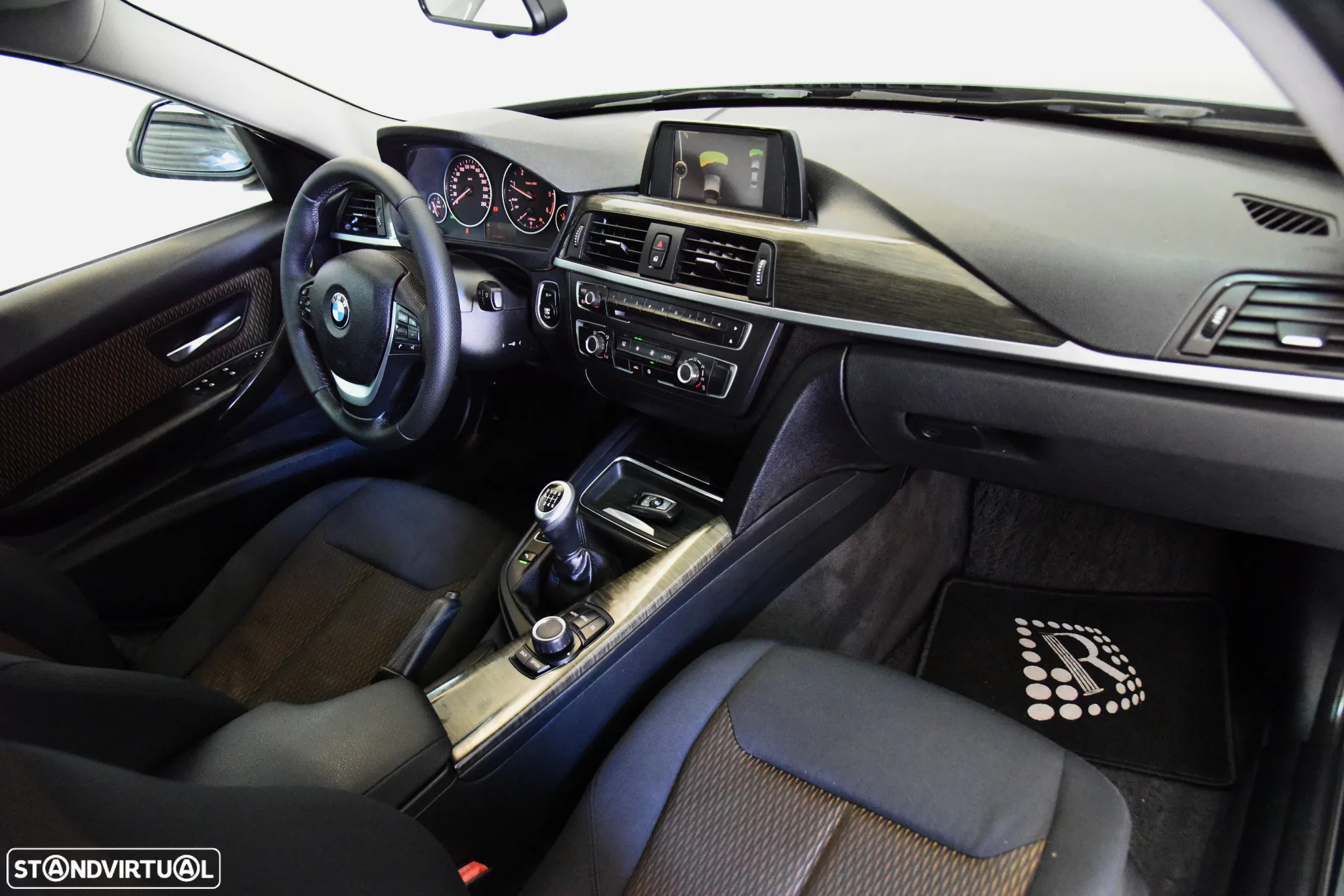 BMW 318 d Line Luxury - 20