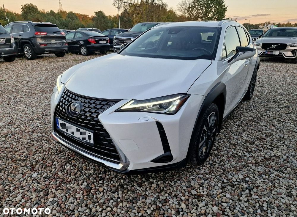 Lexus UX
