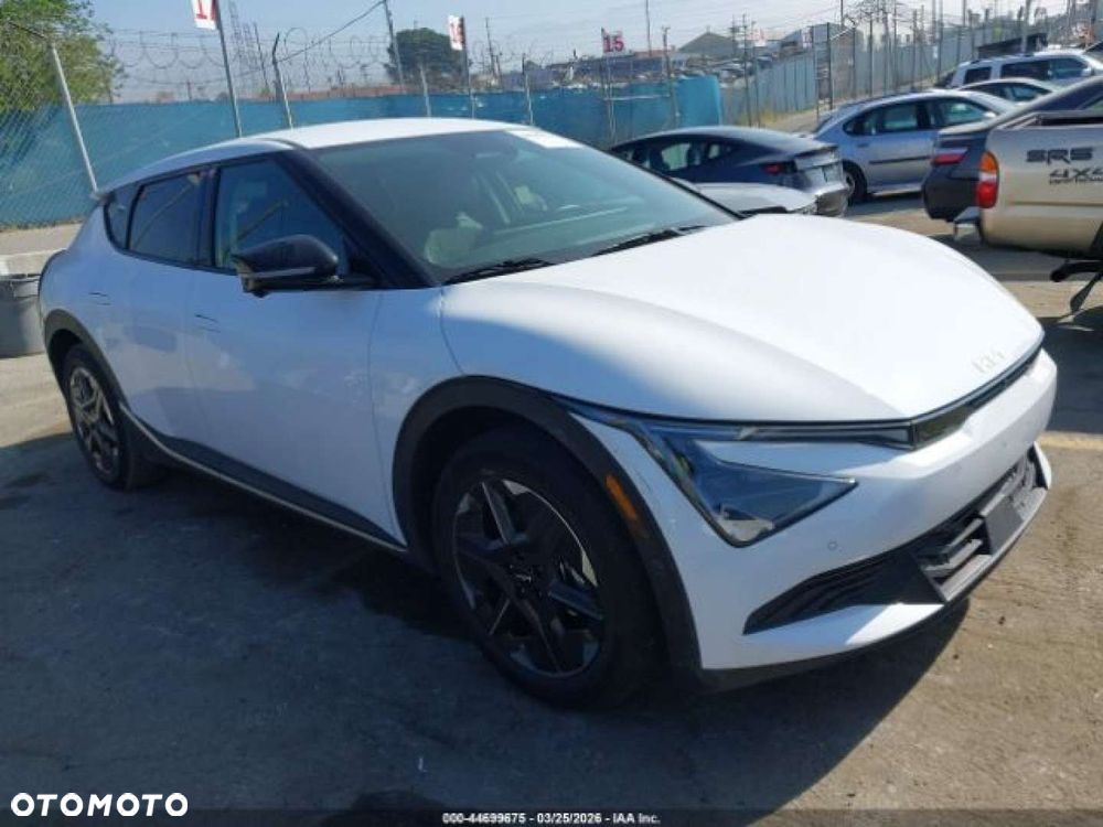 Kia EV6 - 7