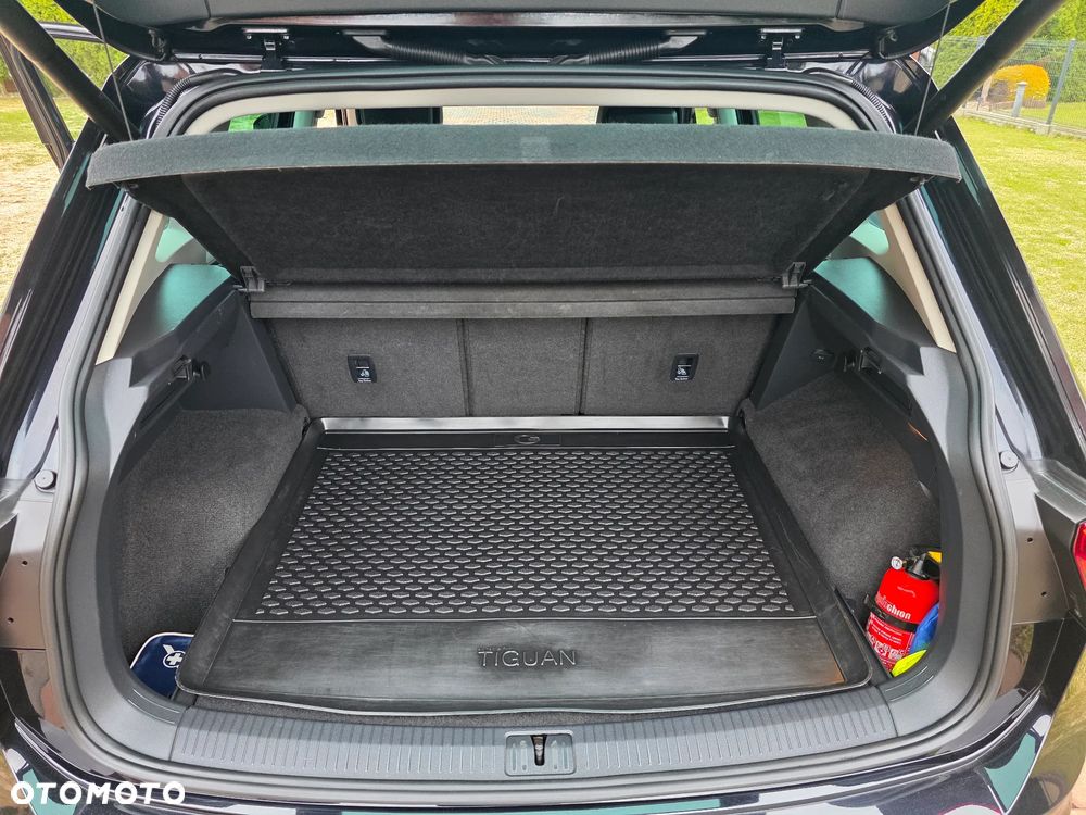 Volkswagen Tiguan - 14