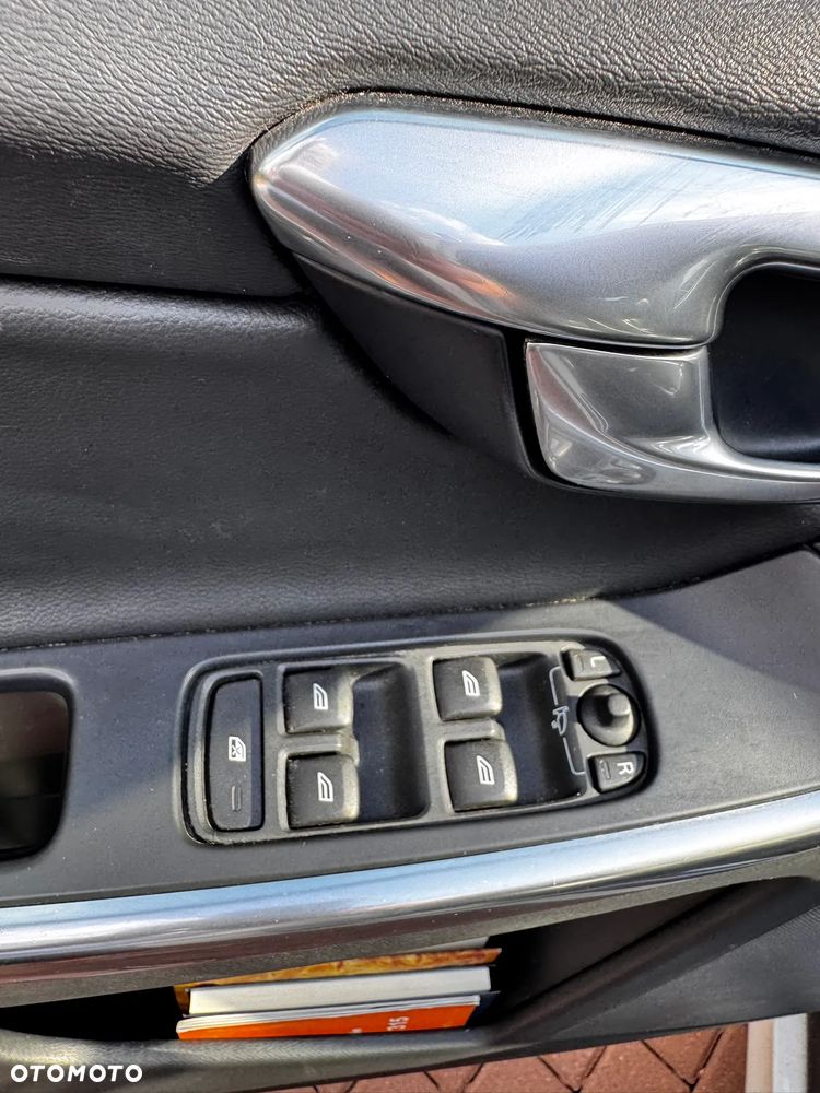 Volvo XC 60 D3 Drive-E Summum - 10