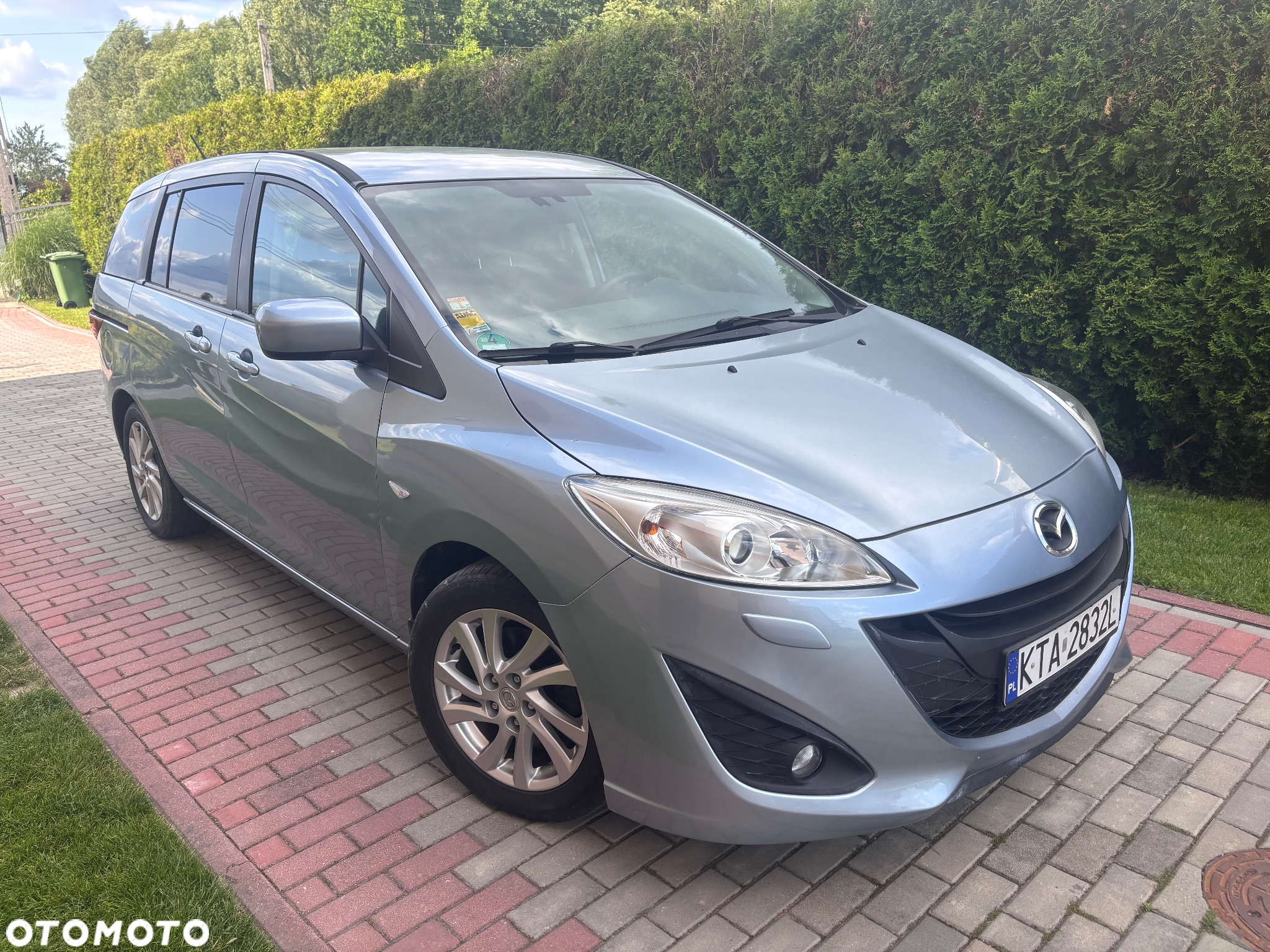 Mazda 5 2.0 Exclusive + - 3
