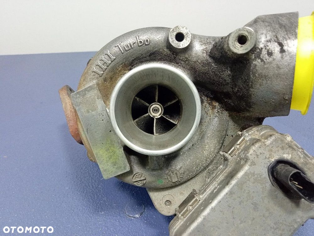 MERCEDES W204 LIFT 2.1 CDI 120KM TURBOSPRĘŻARKA A6510900086 651.913 - 10
