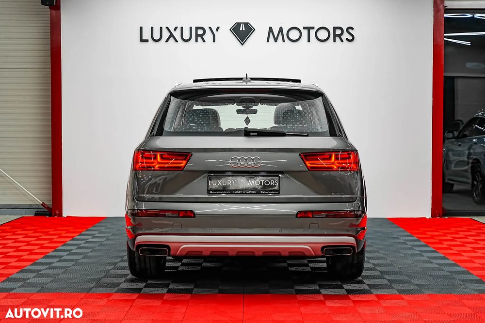 Audi Q7 - 13