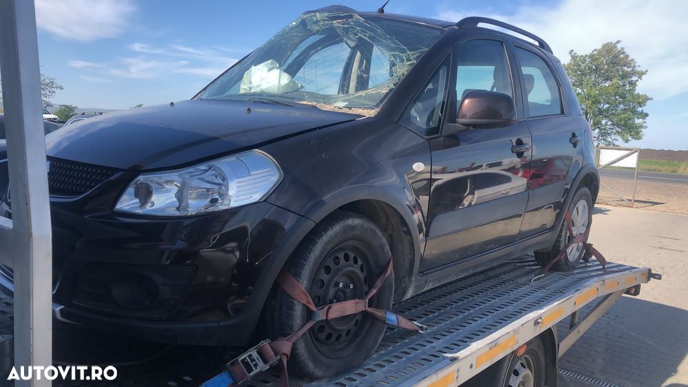 Dezmembram Suzuki SX4 1.6 benzina an fabr 2014 - 2