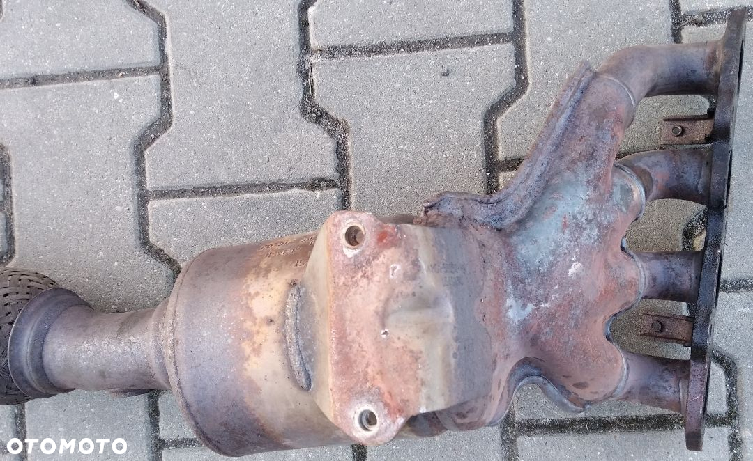 Volvo V50 S40 Ford Focus MK2 C-Max 1.6 16V kolektor wydechowy katalizator 4M51-5F297-TA - 3